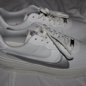 Nike Air Force 1 PLT.AF.ORM Summer White Metalic Silver Women's Size 11.5